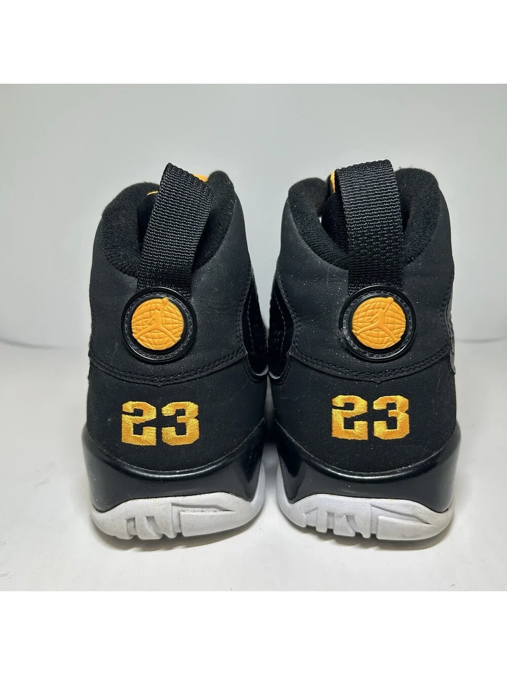 Air Jordan 9 Retro Citrus 2010 - Size 9.5 - (302370-004)
